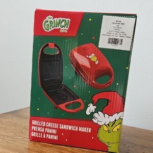 The Grinch Grilled Cheese Sandwich Maker